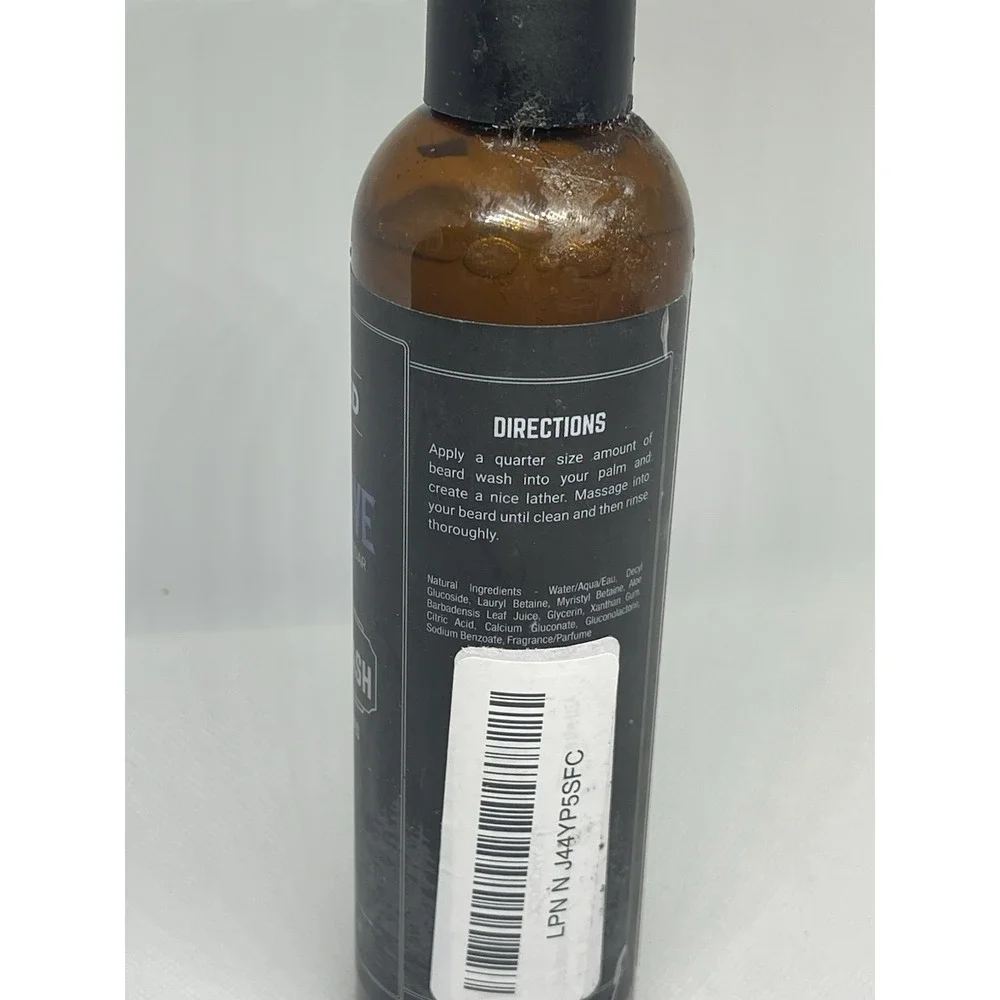 Bearded Executive Leather Vanilla Cedar Beard Wash 8 oz‎